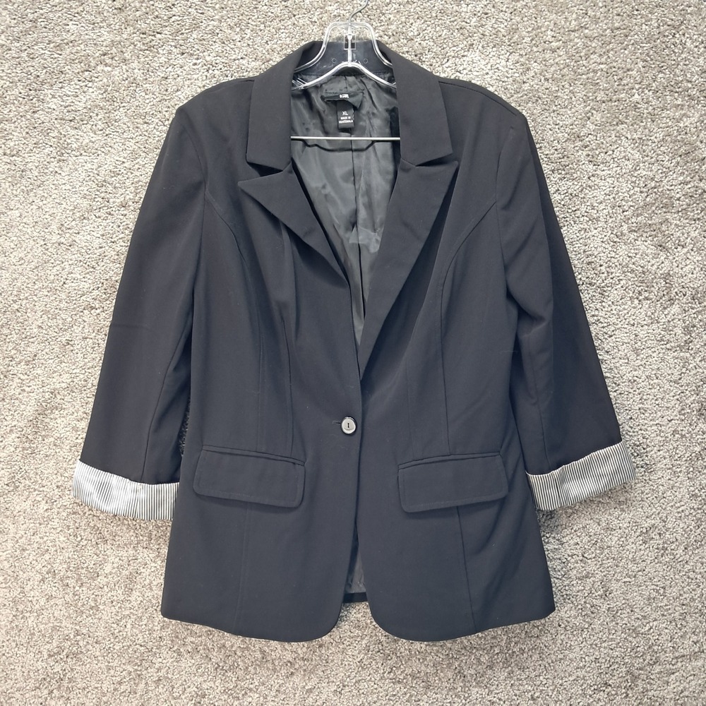 IZ Byer Womens Black Single Button Blazer Striped Cuffs Size XL T0Q1075637